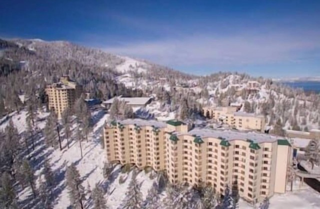 The Ridge Resort & Spa, Fireplace, Hot Tub, Pool