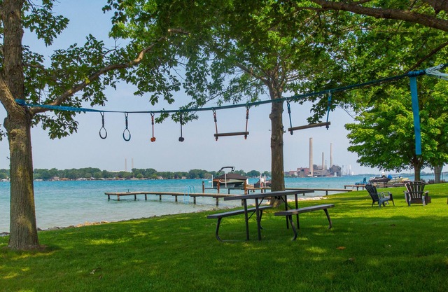 The River Wray - Riverfront Home with Private Dock