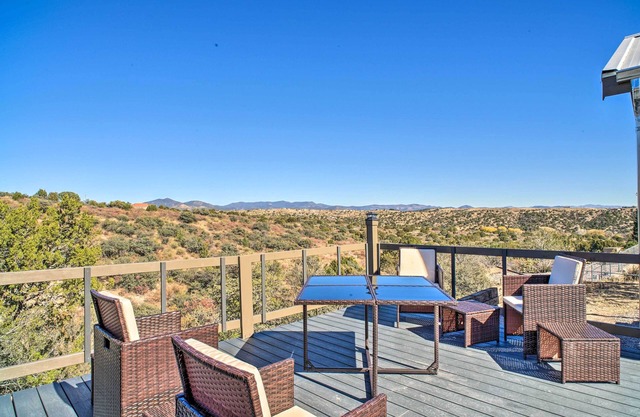 ‘The Roadrunner’ - Silver City Oasis w/ Views!