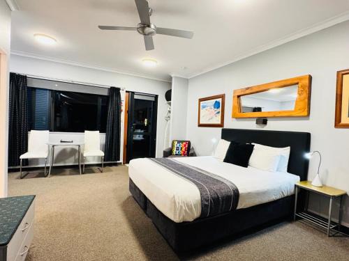 The Rocks Motel