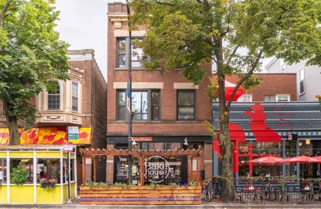The Roscoe Village Brownstone