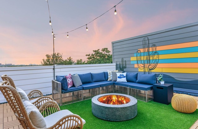 The Rosedale - Rooftop Oasis by Geodis Park