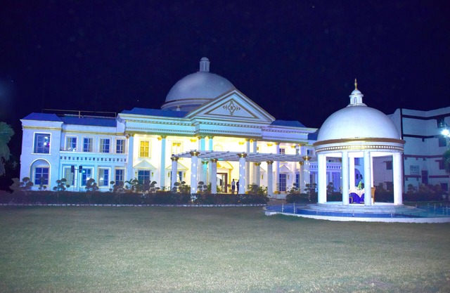 The Royal Palace Hotels By Blues