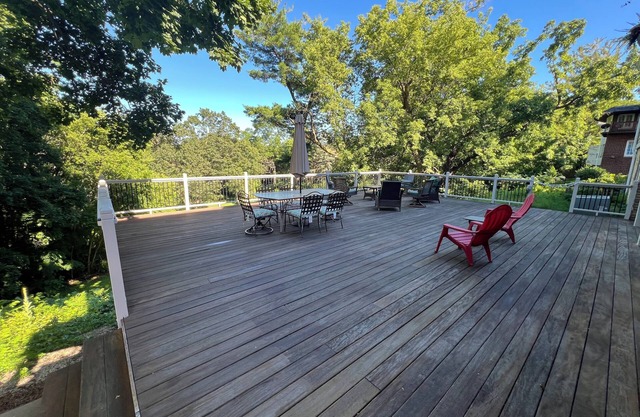 The Sage Retreat - Updated Historic Charm with Plenty of Room