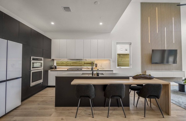 The Saint Zane Loft - Unit B