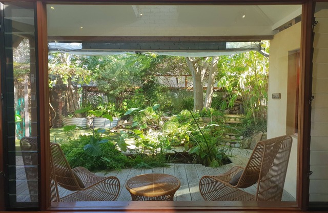 The Sanctuary - unique, urban and private with gorgeous garden