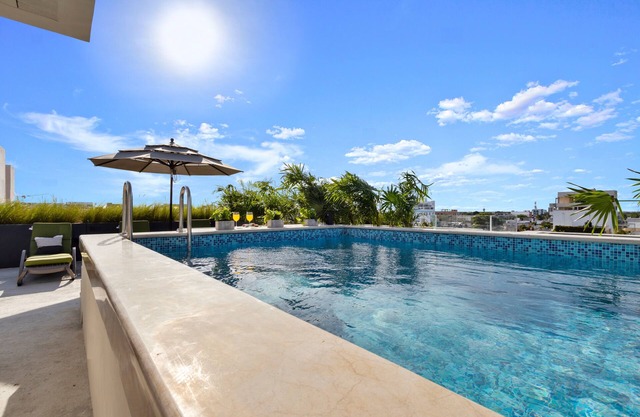 The Sands Boutique Condos