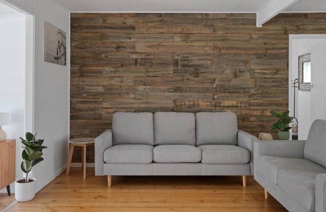 The Sanny House · Walk to the Beach at San Remo, Pet friendly, WiFi