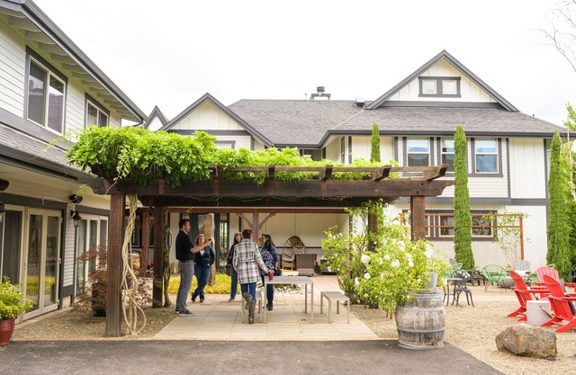 The Setting Inn Willamette Valley