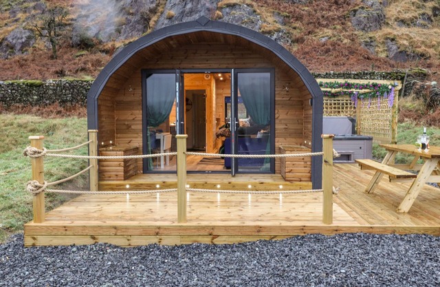 THE SHEARER - CROSSGATE LUXURY GLAMPING, pet friendly in Glenridding
