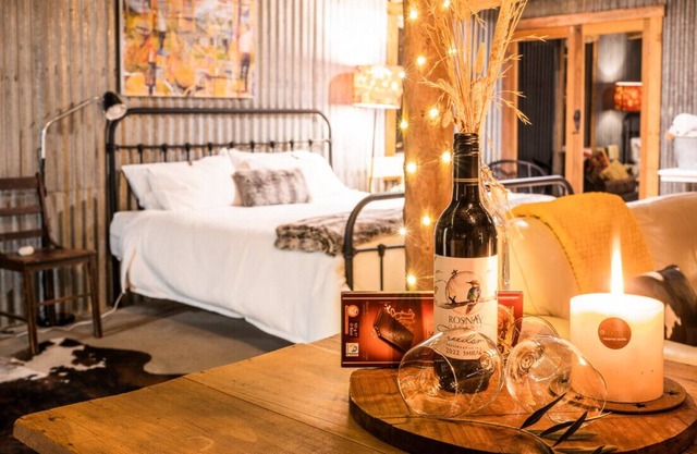 The Shearing Shed Cowra - Boutique Farm Stay