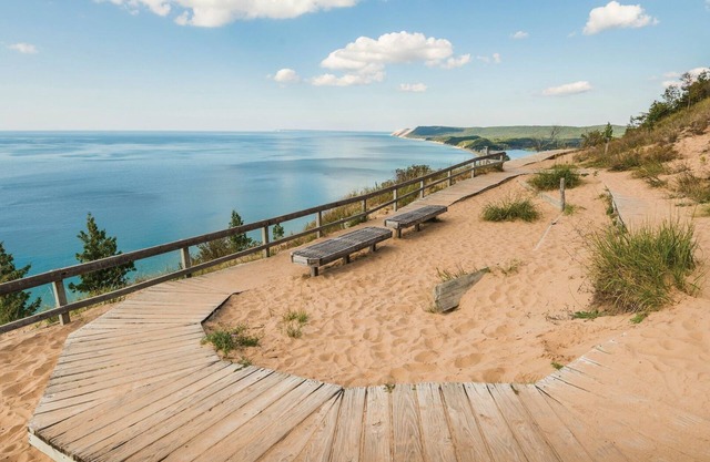 The Shores Lake View Condo Unit 5606