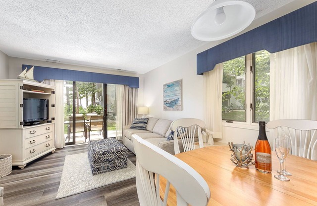 The Shores Lakeside Condo Unit 5682