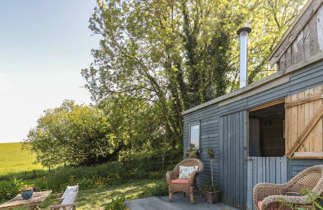 THE SNUG, romantic, character holiday cottage in Dulverton