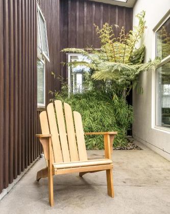 The Solitude - Comfort at its Best by Carmichael Reserve in Tauranga