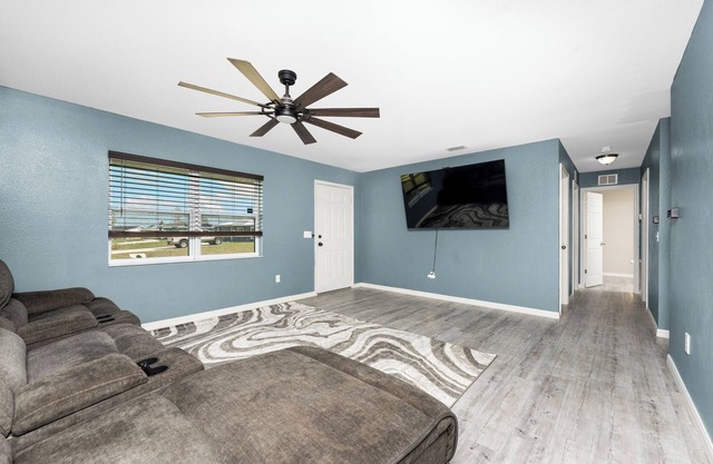 The Spacious Florida Oasis