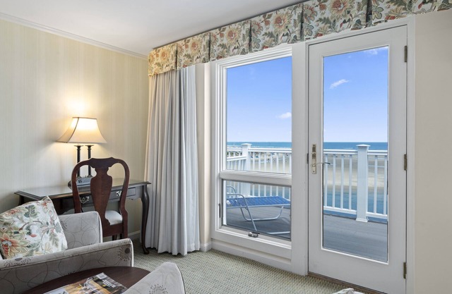 The Sparhawk Oceanfront Resort