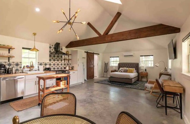 The Stable Retreat: Stylish Vaulted, Skylit Studio