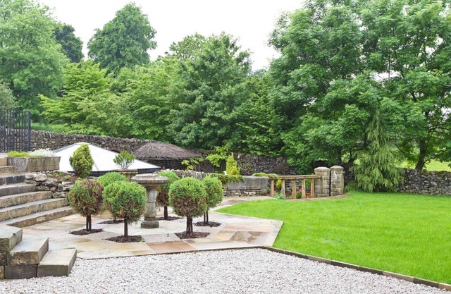 The Star in Taddington, 9 bedroom exclusive venue. Close to Buxton and Bakewell.