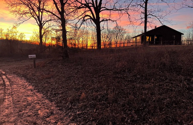 The Stargazer Cabin at Moonhull Mountain — hike-in, hike-out lodging on the OHT