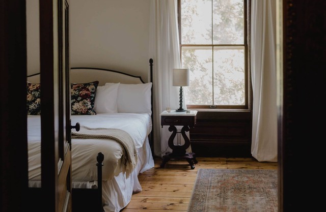 The Starling at Pond Eddy, Riverhouse: Boardinghouse Rooms