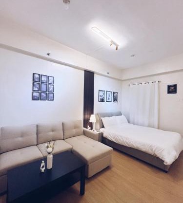 The Stars Lil' Suite