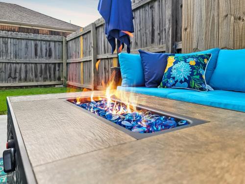 The Stay at Steuben Fire Pit Brand new furniture