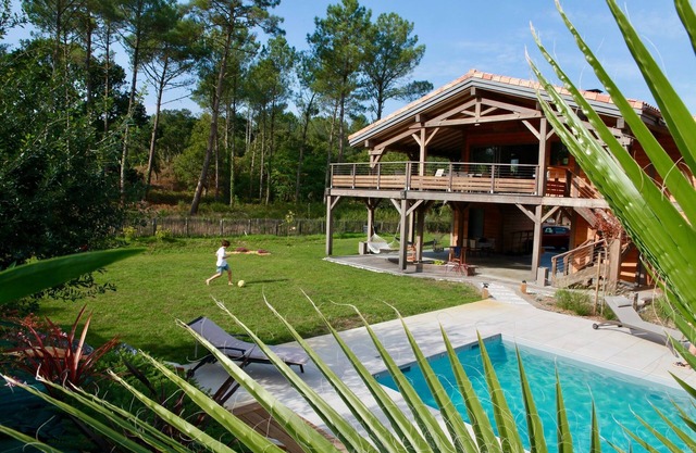 The Stilt Chalet - Under the pines, lake and ocean nearby