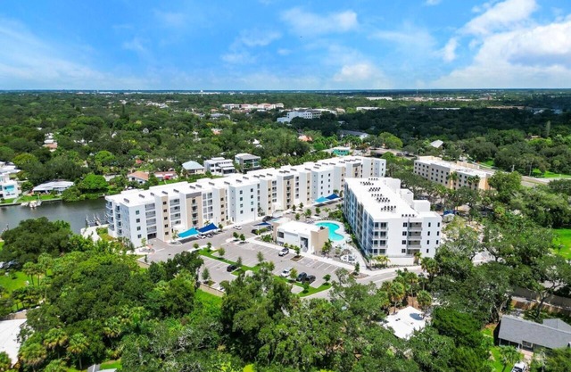 The Strand of Sarasota FL 214