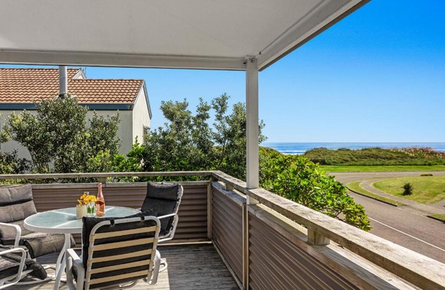The Sun Capsule - Ohope Beach Holiday Home