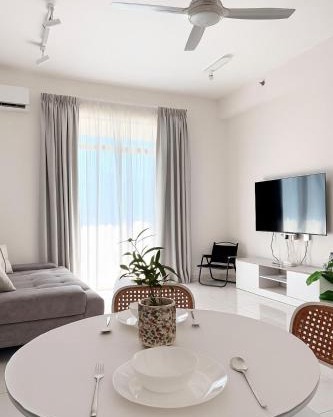 The Sun Executive Suite - Dolphin's Home