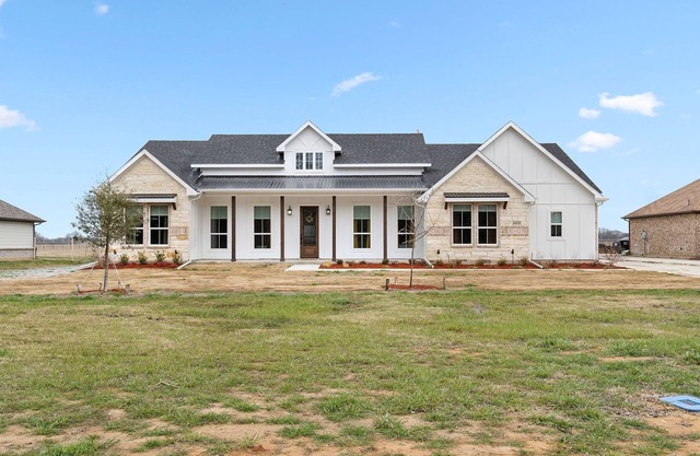 { The Sunrise Acre } 3 King Beds, Family Amenities