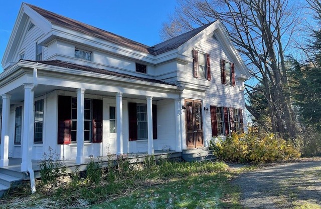 The Tate House, Historical and Spacious, 5 miles to downtown