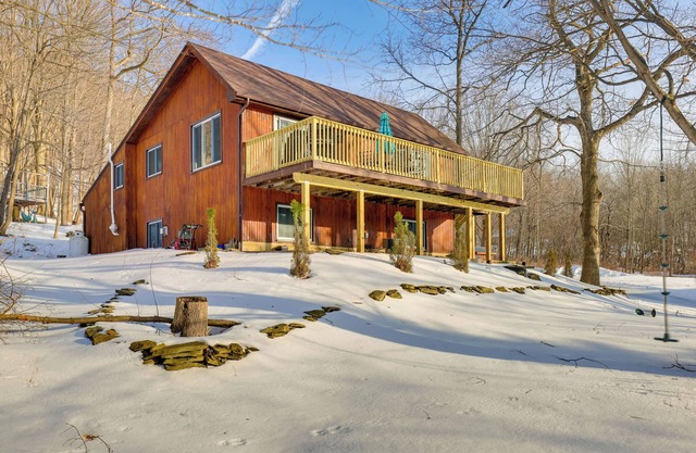 The Toasted Marshmallow Ski & Lake Retreat