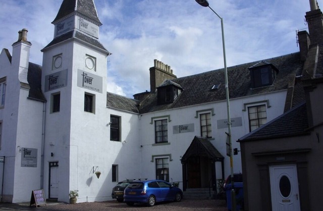 The Tower Gastro Pub & Apartments