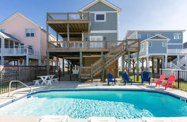 The Treasure Chest by Oak Island Accommodations