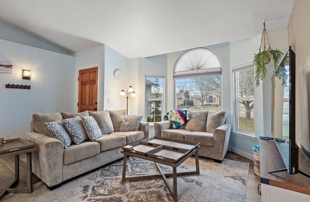 The Ulex by Host Boise - Cozy 3 Bed in SE Boise by Simplot Sports Complex