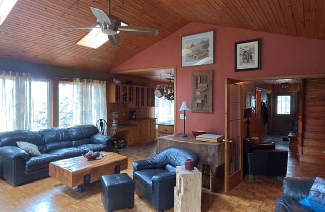 The Ultimate Cozy Cottage