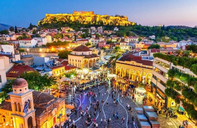 The Urban Loft 2 - Athens Unique Oasis