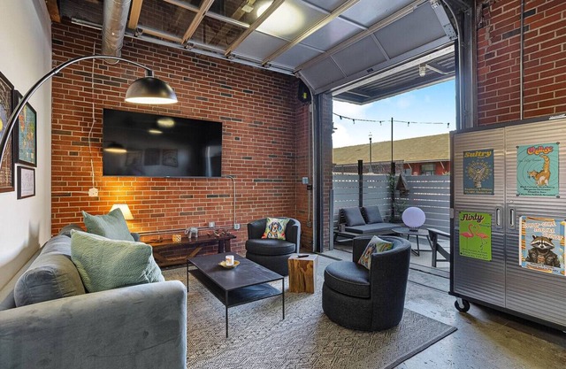 The Urban Spot ~ Street Level Patio on Jackson