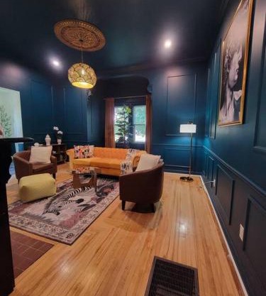 The Victorian Suite