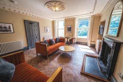 The Victorian Suite