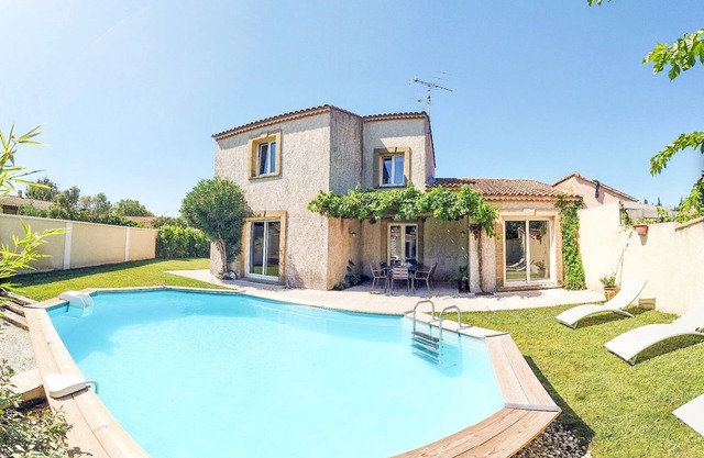 The Villa between ALPILLES and LUBERON
