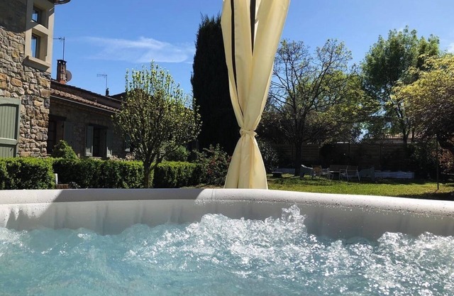 The Villa Cecilia! Quiet country house close to the river!