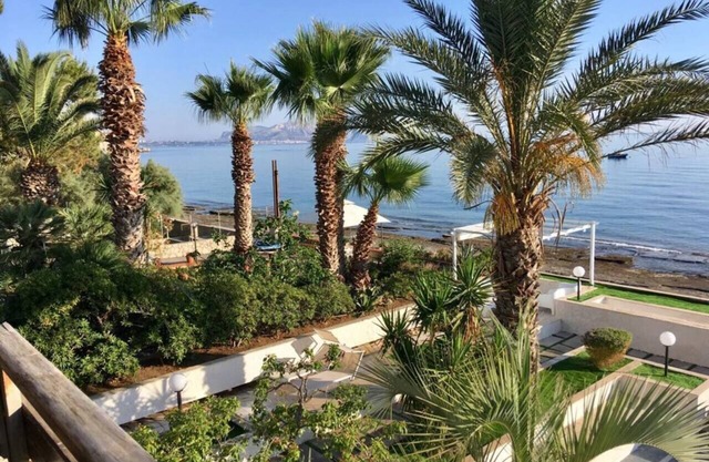 La villa en el mar - ombligo de Venus
