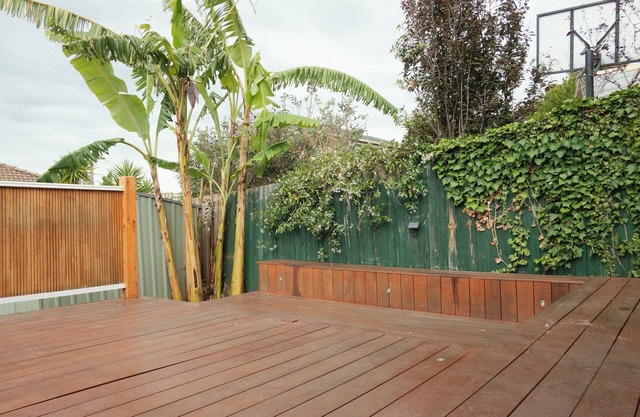 The Viridian - A Cosy Urban Retreat