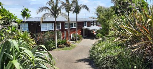 The Waiheke Lodge