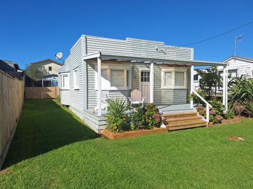 The Wallnutt Nook - Waihi Beach Holiday Home