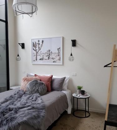 THE WAREHOUSE APARTMENTS