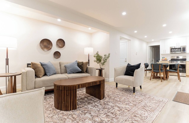 The Water Street Suite | New 2-Bed Suite | Steps to Downtown Elora
